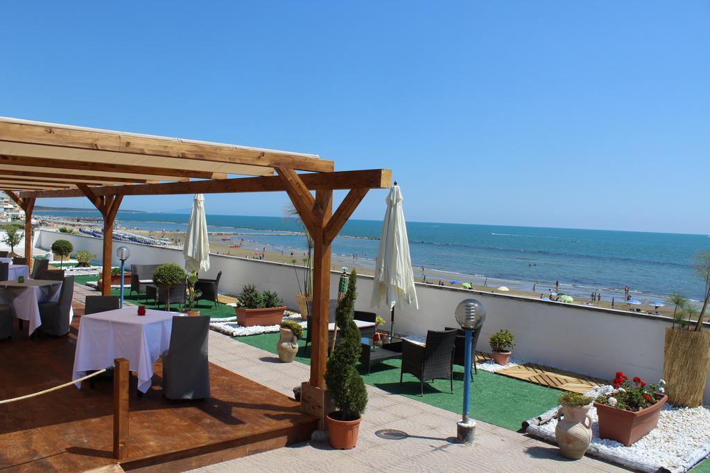 Marocca Hotel Nettuno Buitenkant foto